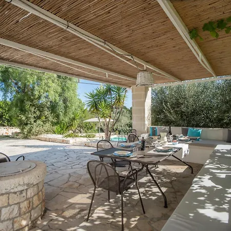 Trullo Limone By Trullicervarolo * Ostuni