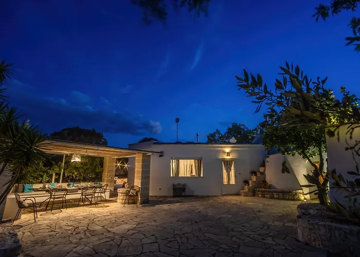 Trullo Limone By Trullicervarolo * Ostuni